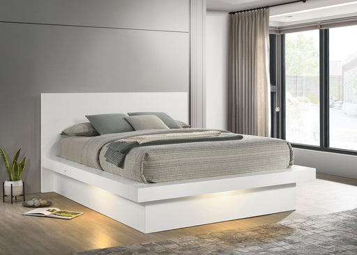 Jessica Queen Platform Bed with Rail Seating White image
