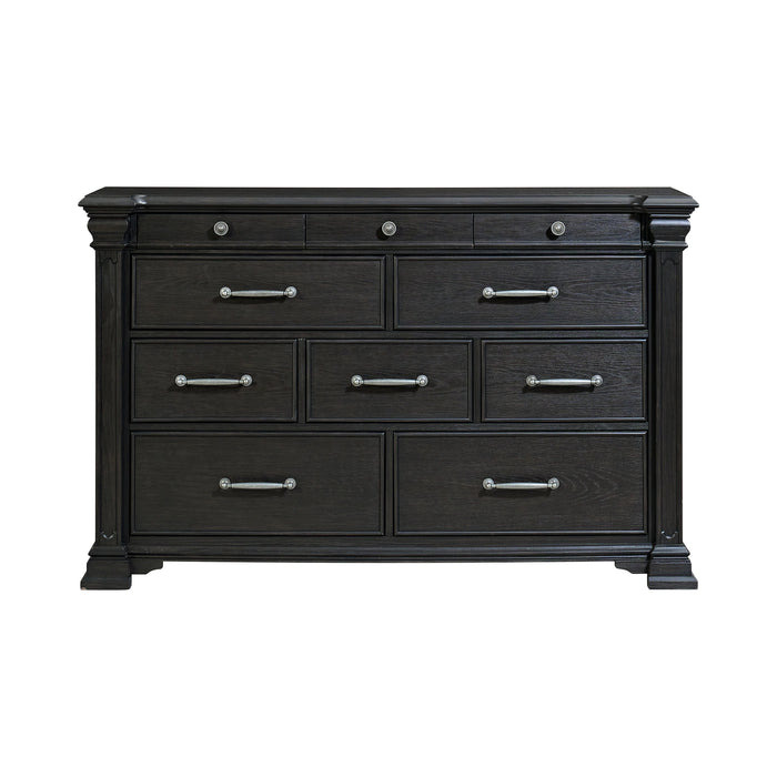 Kings Court 10-Drawer Dresser