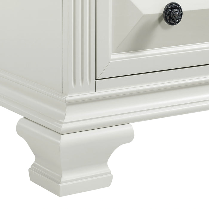 Bridgestone 7-Drawer Dresser in Antique White