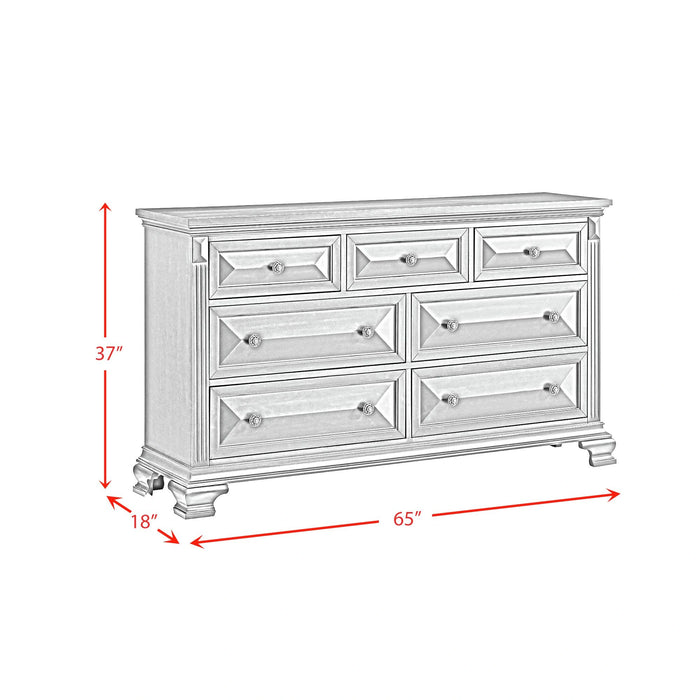 Bridgestone 7-Drawer Dresser in Antique White