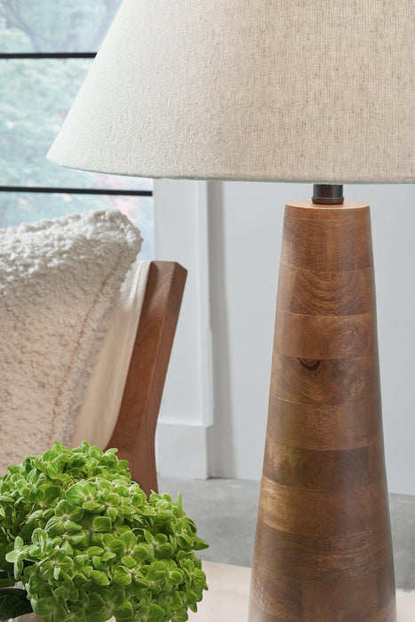 Danset Table Lamp