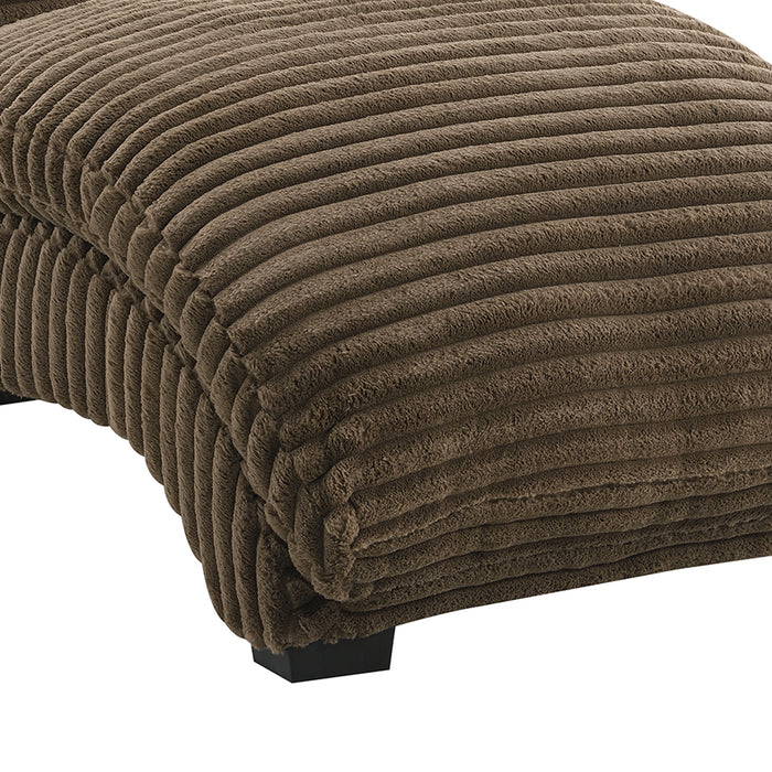 Dominick II Chaise in Masis