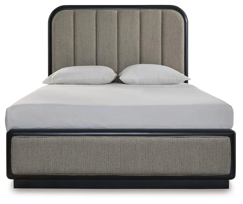Rowanbeck Upholstered Bed