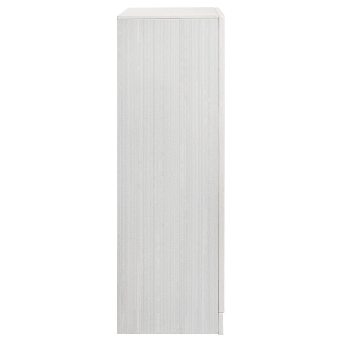 Miranda Chest