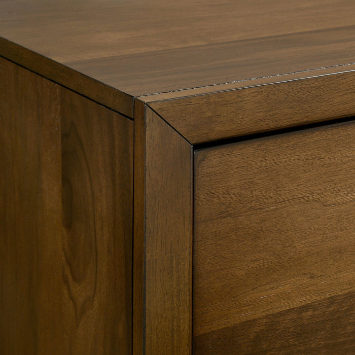 Malibu Panel Bedroom Set in Walnut