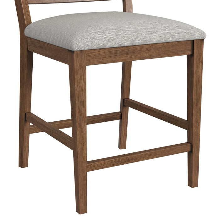 Glinda Dining Set in Brown