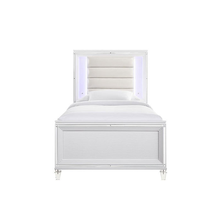 Elements International Twenty Nine Youth Twin Panel Bed in White image